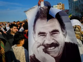 حزب کارگران کردستان (پ.ک.ک) رسما انحلال خود را اعلام کرد