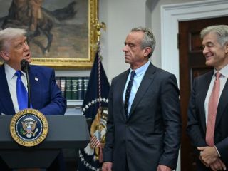 فرمان اجرایی ترامپ: قیمت داروها در آمریکا «ممکن است تا ۹۰ درصد کاهش یابد»