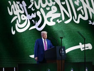 ترامپ در ریاض: اگر ایران شاخه زیتون را قبول نکند، چاره‌ای جز فشار حداکثری نداریم