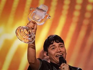 راستی‌آزمایی: آیا ناتو بنیانگذار مسابقه آواز یوروویژن بوده است؟