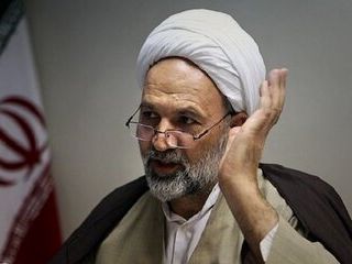 نماینده قم در مجلس: کمبود برق فعلی نتیجه اعتمادهایی است که به آمریکا کردیم