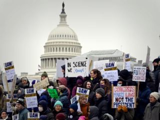 کاهش بودجه‌ها در آمریکا دانشمندان را به کدام کشورها می‌فرستد؟