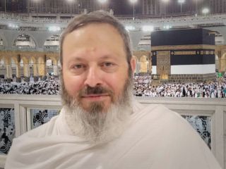 مراکز فحشا کجای مکه و مدینه هستند که فقط قاسمیان آدرس‌شان را می‌داند؟!