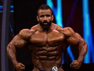 اهانت باورنکردنی هادی چوپان به جعفر پناهی: لطفا خفه شید