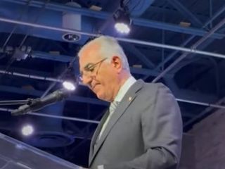 سخنرانی شاهزاده رضا پهلوی در نشست «تفسیک»؛ مسیری به سوی پیمان کوروش