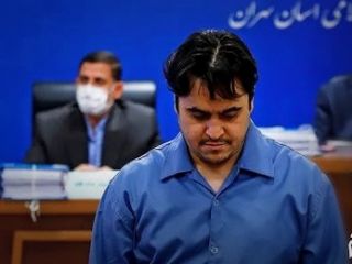 نسخه کامل مستند «پسر ملا» درباره روح‌الله زم