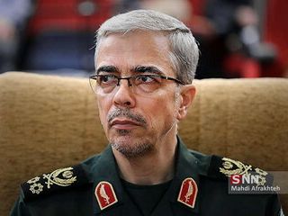 حمله رسانه نزدیک به پایداری به رئیس ستاد کل نیروهای مسلح