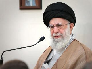 هشدار مستقیم خامنه‌ای به استانداران درباره «تجارت شخصی» چه معنایی دارد؟