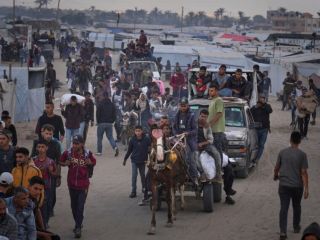 تیراندازی ارتش اسرائیل در نزدیکی مرکز کمک‌رسانی غزه، دست‌کم ۲۷ کشته برجا گذاشت