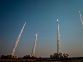 وال‌استریت جورنال: ایران هزاران تن مواد لازم برای سوخت موشک بالستیک به چین سفارش داده