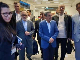 «تعجب نکنید!»: احمدی‌نژاد ممکن است خود را امام زمان یا خدا بنامد!