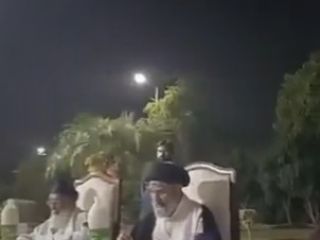 دورهمی و بخور بخور آخوندها در باغ حوزه علمیه به یاد مردم مستمند