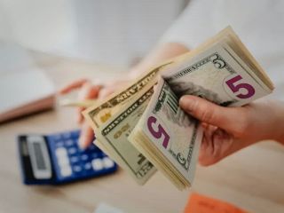 اوج‌گیری مجدد نرخ دلار در ایران