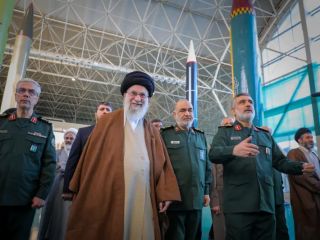 وضعیت پیچیده علی خامنه‌ای در جنگ اسرائیل و ایران