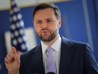 وزیر خارجه آمریکا: هدف قرار دادن رهبر جمهوری اسلامی به تصمیم اسرائیل بستگی دارد