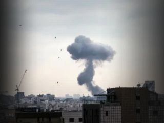 اسرائیل دو هشدار تخلیه دیگر صادر کرد / مقام ارشد ایرانی: هیچ پیشنهاد آتش‌بسی دریافت نکردیم