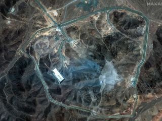 تصاویر ماهواره‌ای خسارت‌های بمباران سایت‌های هسته‌ای جمهوری اسلامی را نشان می‌دهند