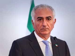 شاهزاده رضا پهلوی از ایجاد یک کانال ارتباطی امن برای پیوستن نیروهای نظامی و حکومتی به مردم خبر داد