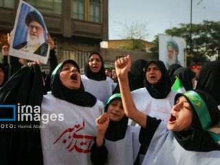 تصاویر؛ قمی‌های خشمگین کفن‌پوش شدند