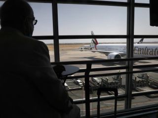 ایران اعلام کرد از روز شنبه پروازها در تمامی فرودگاه ها غیر از اصفهان و تبریز از سرگرفته خواهد شد