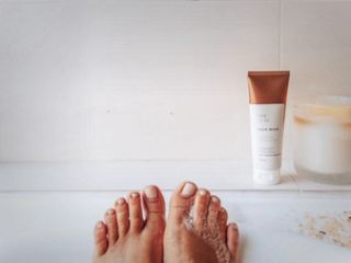 پاهای خود را چند روز یک بار بشوییم؟