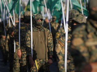 هشدار مقام‌های لبنان به حزب‌الله: اگر از خلع سلاح کامل خودداری کنید، کنار گذاشته می‌شوید