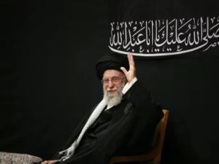 اسرائیل هیوم: خامنه‌ای در پی احیای مشروعیت از دست‌رفته است