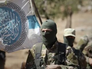 آمریکا هیئت تحریر شام که احمد شرع رهبر آن بود را از فهرست گروه‌های «تروریستی» خارج کرد