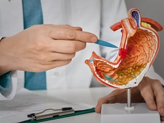 باکتری شایع معده که علائمی ندارد و می‌تواند عامل بروز ۱۲ میلیون مورد سرطان باشد