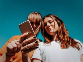 چگونه بفهمیم دچار عدم تعادل دوپامین شده‌ایم و چطور می‌توانیم مغزمان را از نو تنظیم کنیم؟