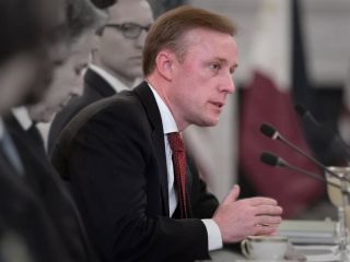 مذاکره، ادامه حملات یا تغییر نظام؟ سالیوان: ایران ضعیف بود؛ بمباران ضرورتی نداشت