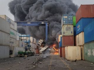 روزنامه هم‌میهن: محموله‌ای که در بندر رجایی منفجر شد، متعلق به نهادی نظامی بود