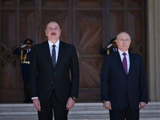 آیا رزمایش روسیه و ایران در خزر «هشداری» به جمهوری آذربایجان است؟