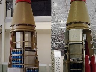 پیامد هولناک استفاده از بمب‌های خوشه‌ای: آیا جمهوری اسلامی مرتکب جنایت جنگی شده است؟