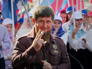 نجات رهبر چچن از غرق شدن در استخر هتلی در ترکیه؛ قدیروف بی‌هوش به زیر آب رفت