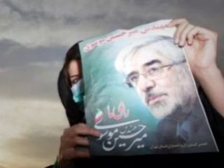 اردشیر امیرارجمند: بیانیه میرحسین موسوی می‌تواند به تاسیس نظام جدید در ایران منتهی شود