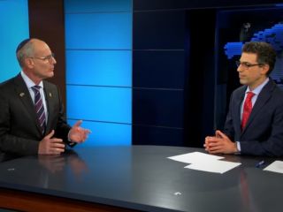 سفیر اسرائیل در آمریکا درباره احتمال کمک چین به جمهوری اسلامی برای بازسازی برنامه موشکی هشدار داد