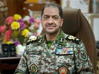 ویدیوی سخنان ضدو نقیض فرمانده قرارگاه مشترک پدافند هوایی «خاتم‌الانبیا» سپاه، قبل و بعد از حمله هوایی اسرائیل