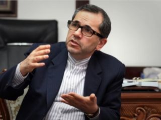 تخت‌روانچی: برای مذاکره با آمریکا اول باید تضمین بدهند که دوباره حمله نمی‌کنند