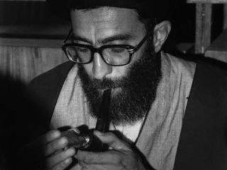 فاکس نیوز: خامنه‌ای نیمی از روز را در خواب است و نیم دیگر را نشئه!