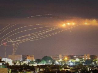 خبرنگار اسرائیلی: یک مرد بر اثر جراحات ناشی از حمله موشکی جمهوری اسلامی کشته شد