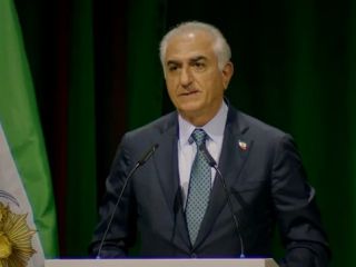 شاهزاده رضا پهلوی در مصاحبه با روزنامه دی ولت آلمان: زمان تغییر فرا رسیده است