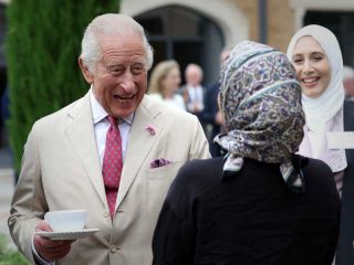 آیا شاه چارلز سوم، پادشاه فعلی بریتانیا در خلوت خود به اسلام گرویده است؟!