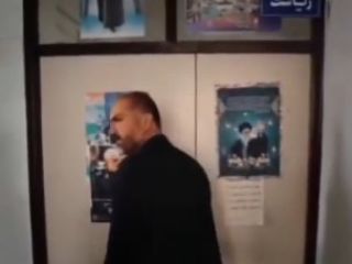 فرماندار رفته بازدید از ادارات؛  هیشکی نیست! کارمند خوابیده، رئیس رفته خونه