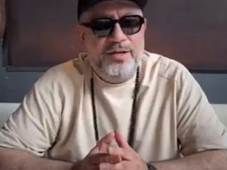 توضیحات رضا رشیدپور، مجری سابق تلویزیون درباره عکس پرحاشیه‌اش در ترکیه با شرکت‌کنندگان «عشق ابدی»