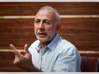 متقی استاد دانشگاه: خانم روسی به هیئت ایرانی گفت مردهای ایرانی همه کار با خانمها می کنن ولی دست نمیدن