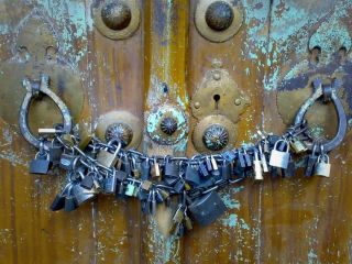 دنیای مان که آباد شد بماند! عجب آخرتی ساختند!