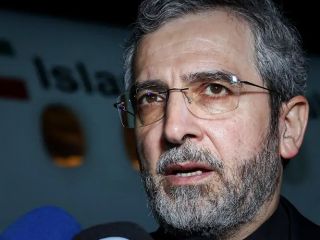 معاون وزیر خارجه ایران: به راحتی از موضوع زنگزور نمی‌گذریم