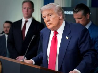 اسرائیل در آستانه اشغال غزه؛ ترامپ: هفت اکتبر را به یاد آورید، حماس نباید بماند