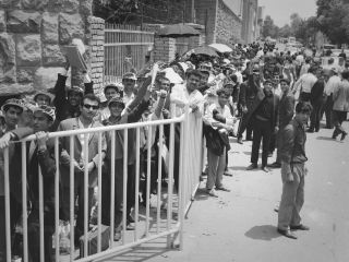 عکسهای تماشایی ازحواشی بازی فوتبال ایران واسرائیل در سال ۱۳۴۷